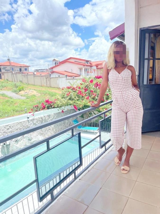 Yaoundé Appartement 2 Chambres Residence Avec Piscine מראה חיצוני תמונה