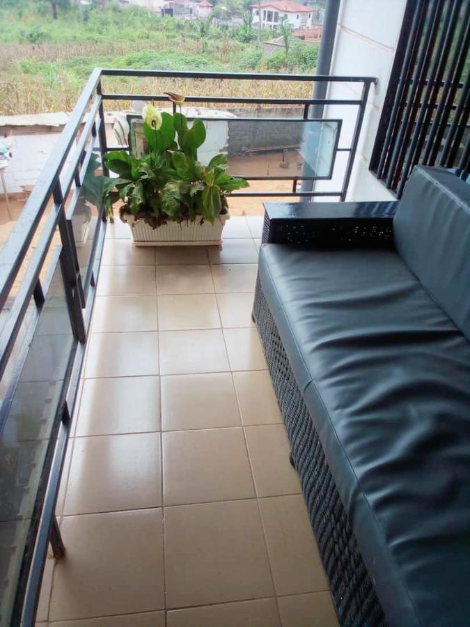 Yaoundé Appartement 2 Chambres Residence Avec Piscine מראה חיצוני תמונה